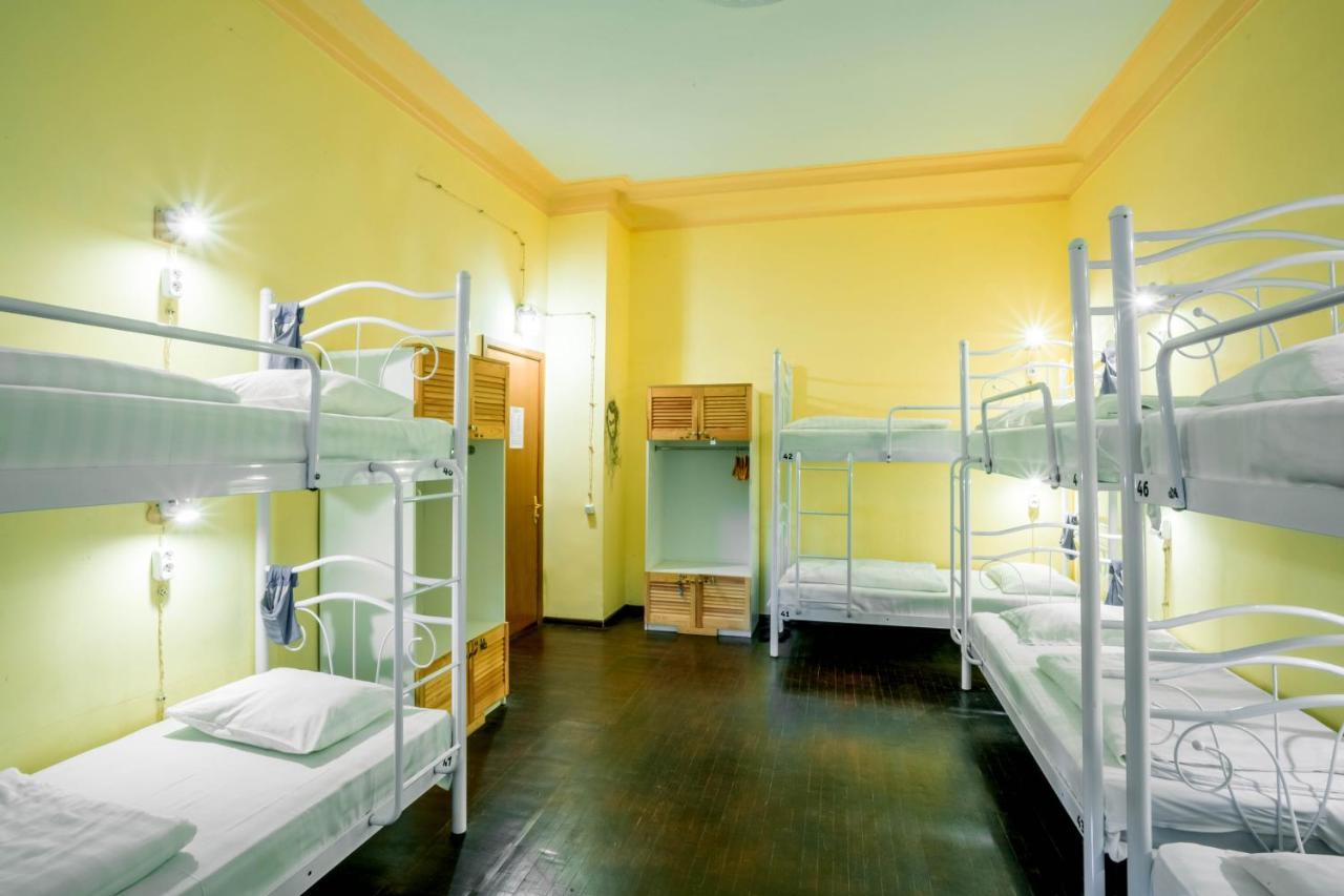 Garis Factory Hostel Κίεβο Εξωτερικό φωτογραφία