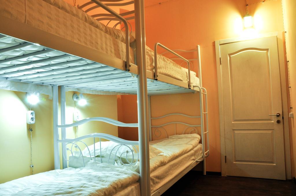 Garis Factory Hostel Κίεβο Δωμάτιο φωτογραφία
